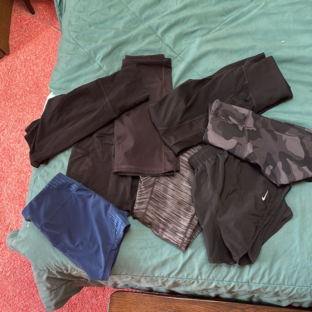 Capri bike workout short 7 bundle black blue stripe pockets small xsmall Nike